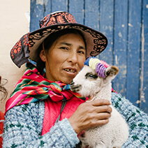 Image-world_wide_helping